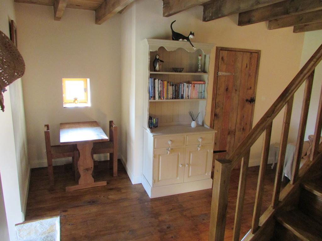 Les Puvinieres Guest House Breuil-Barret Екстериор снимка